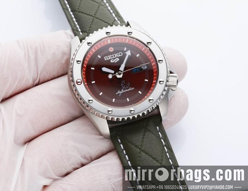 Seiko 42.5X13.4mm 092104