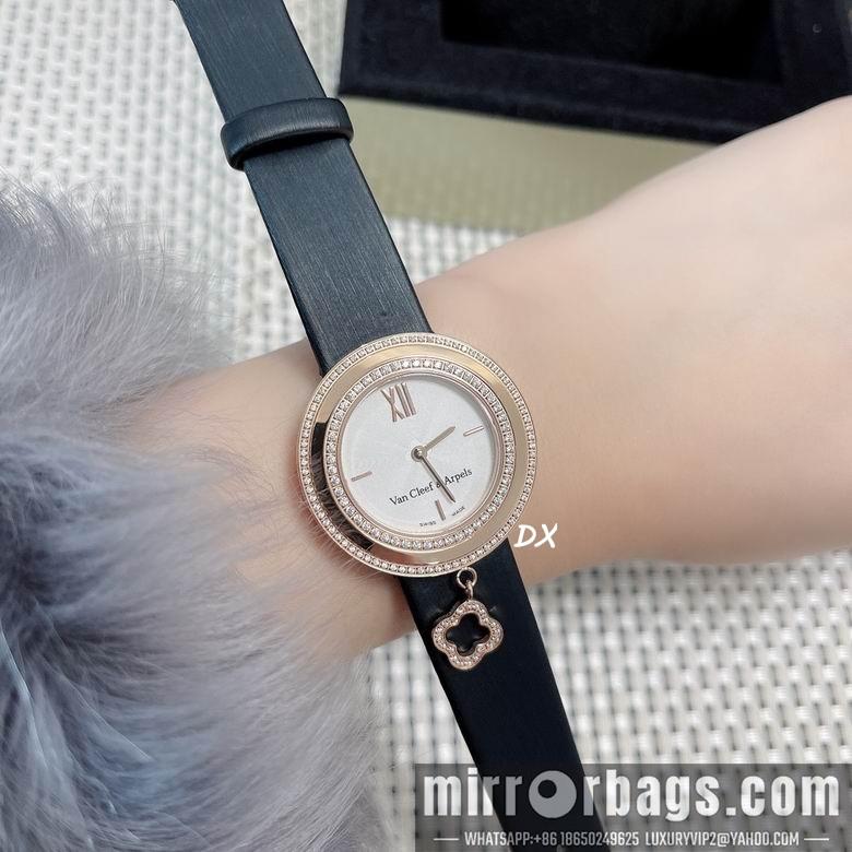 Van Cleef & Arpels 32x8mm 11nms27