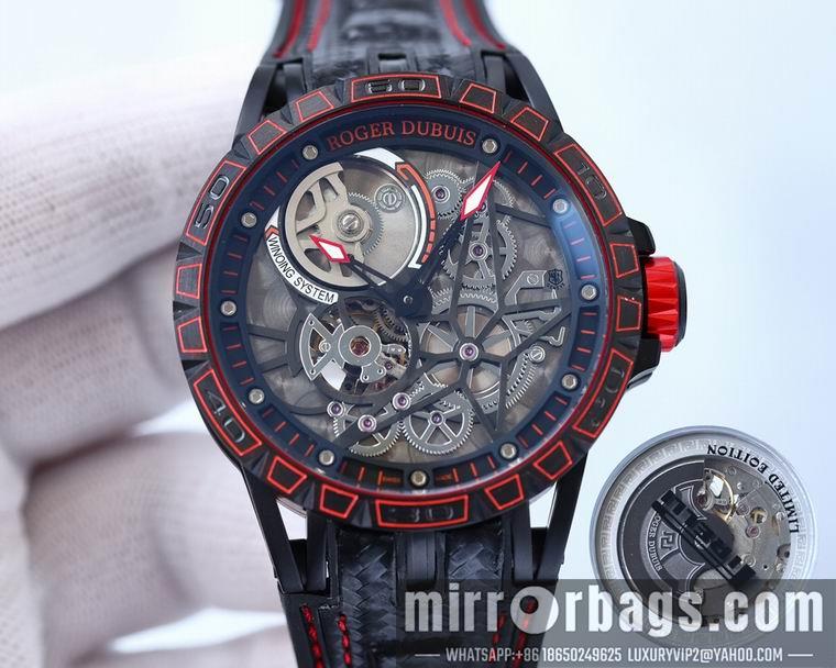 Roger Dubuis men 45mm M10