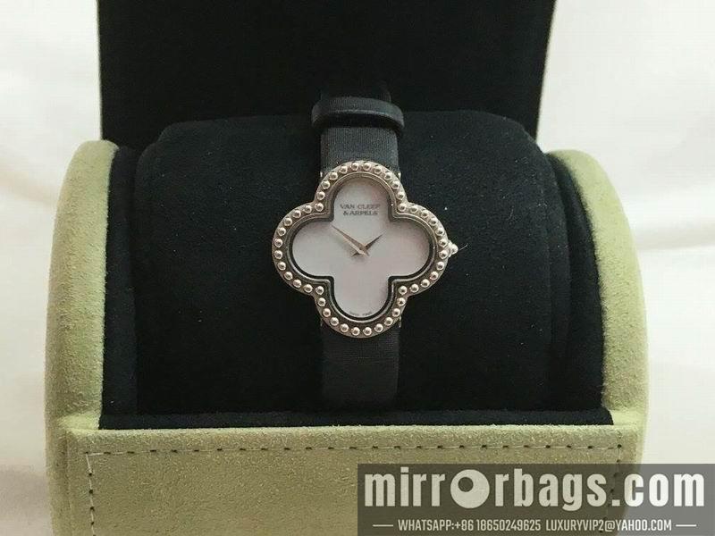 Van Cleef & Arpels 30X30mm 022468