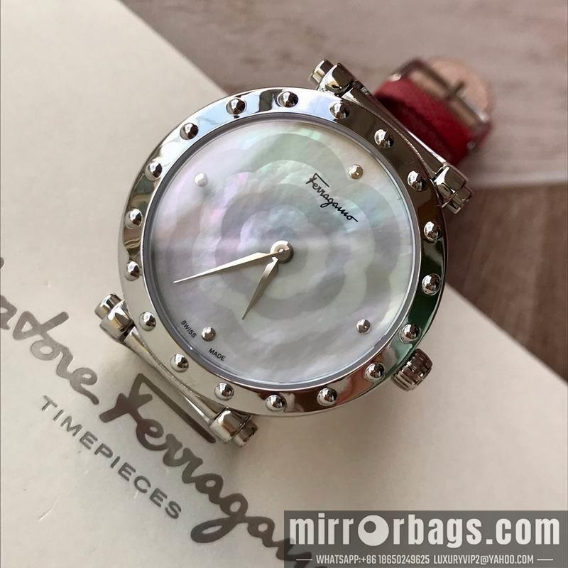Ferragamo 34mm 032443