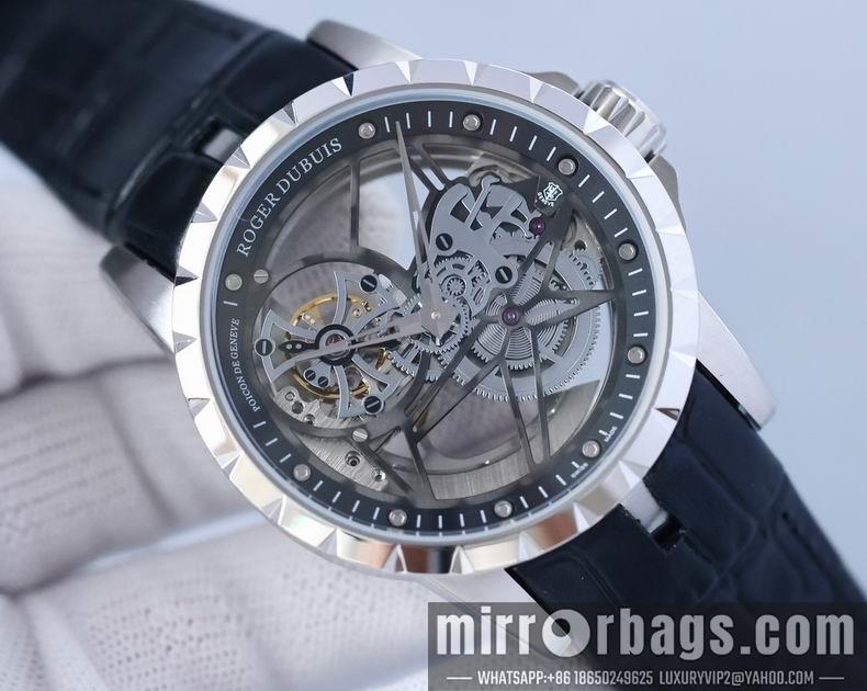 Roger Dubuis watch M19