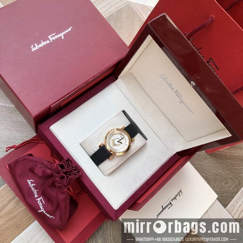 Ferragamo 37mm 032437