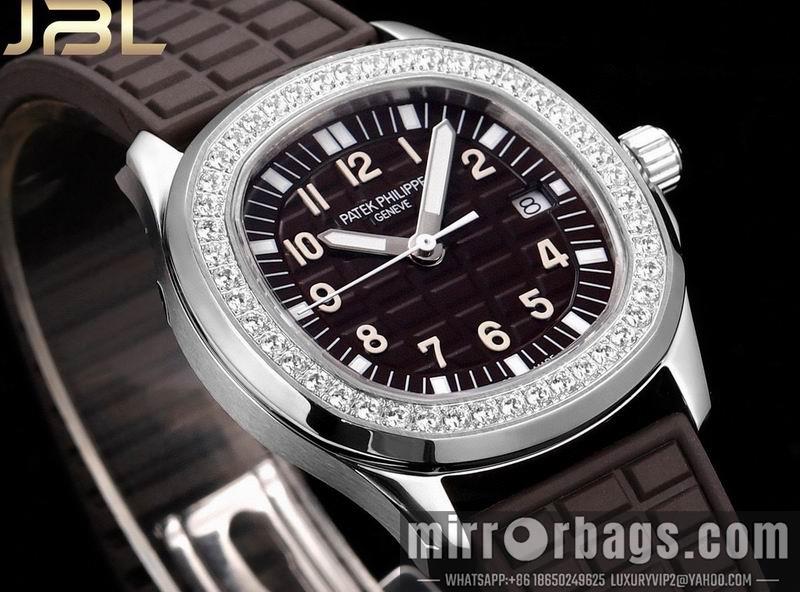 Patek Philippe 35.6mm 022317