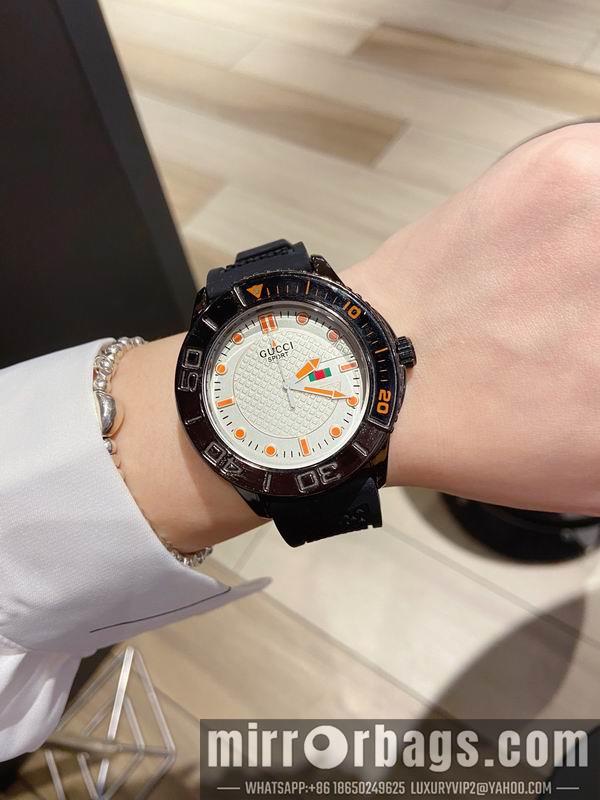 Gucci watch 041421