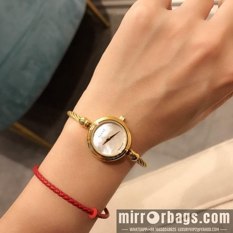 Gucci watch 022465