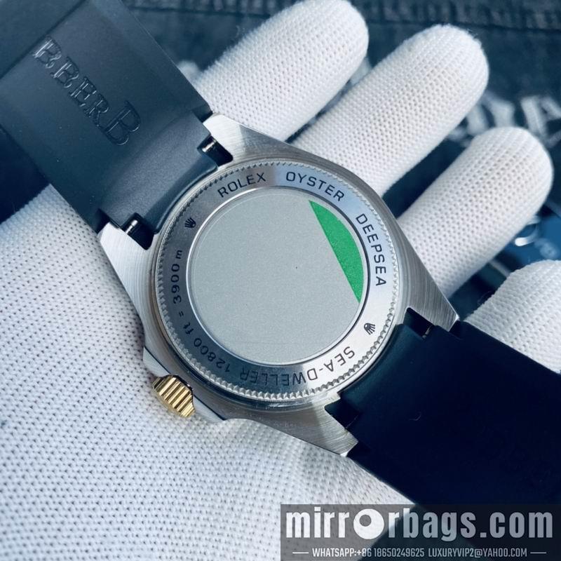 Rolex 44mm 121767