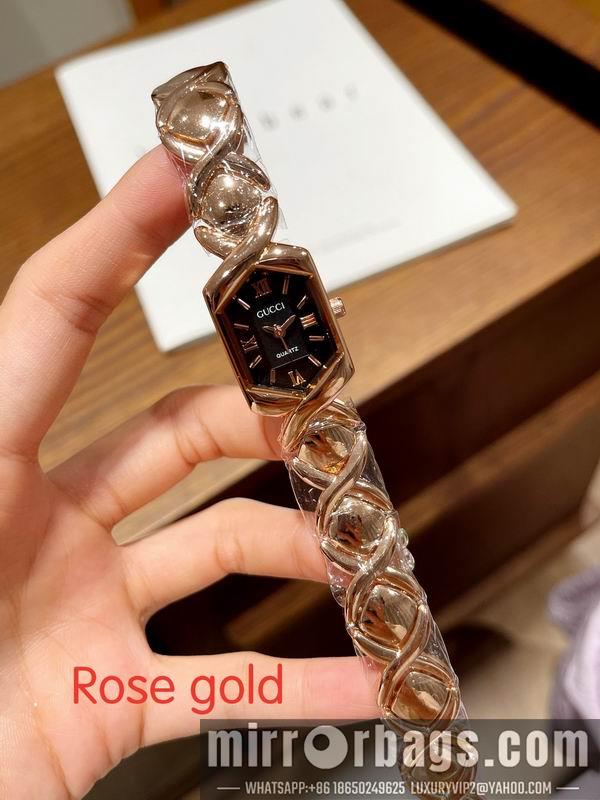 Gucci watch 110184