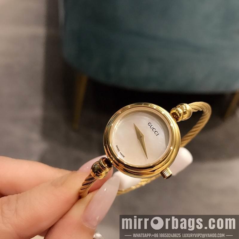 Gucci watch 022465