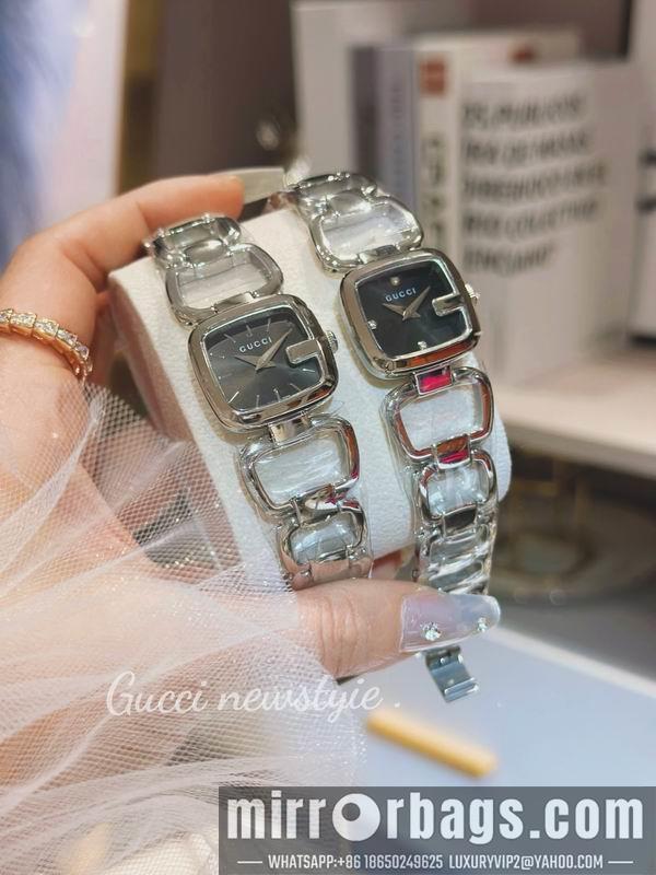 Gucci 24X22.5mm 0416107