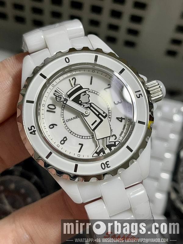 Chanel 33mm 38mm 042709