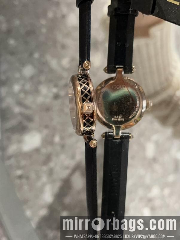 Gucci S27mm M32mm 110119