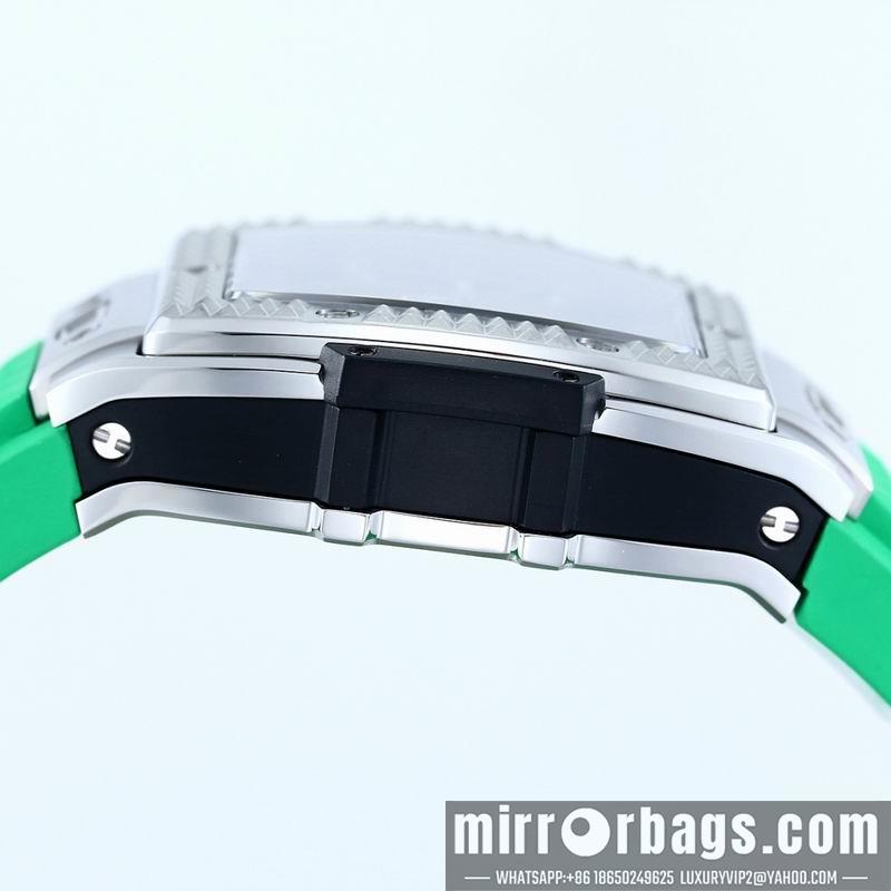 Hublot 42mm 031813