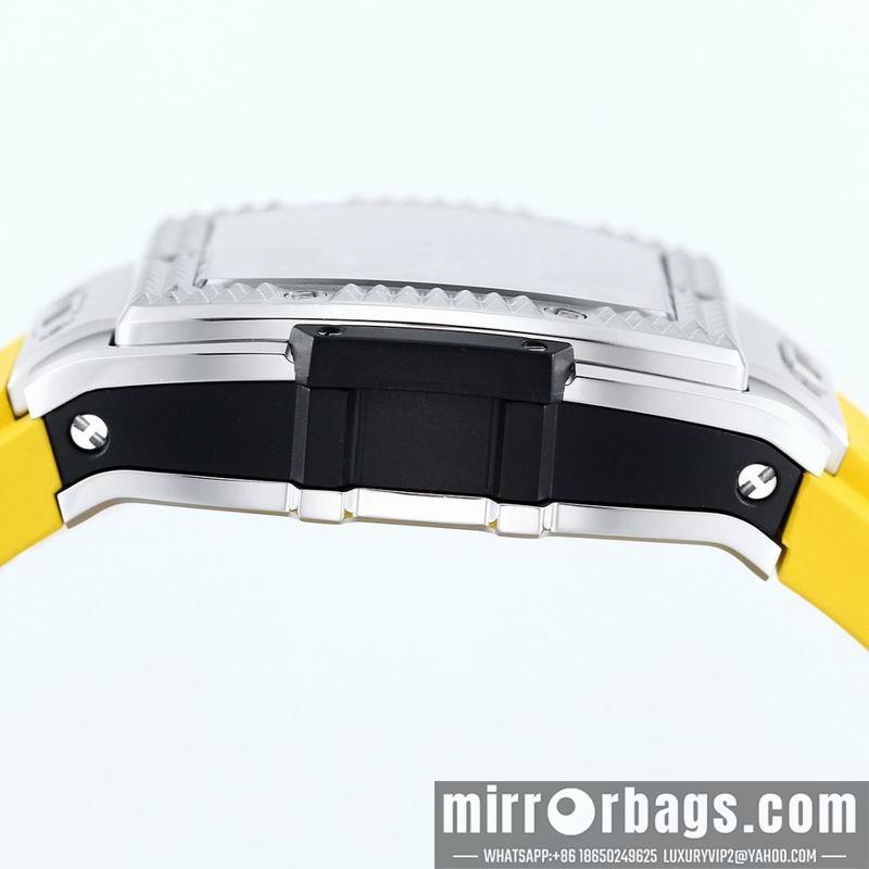 Hublot 42mm 031813