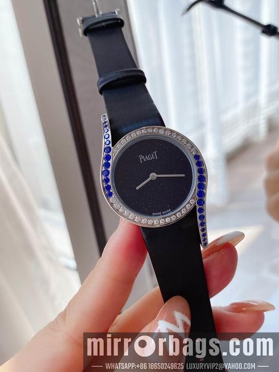 Piaget women 32mm M05