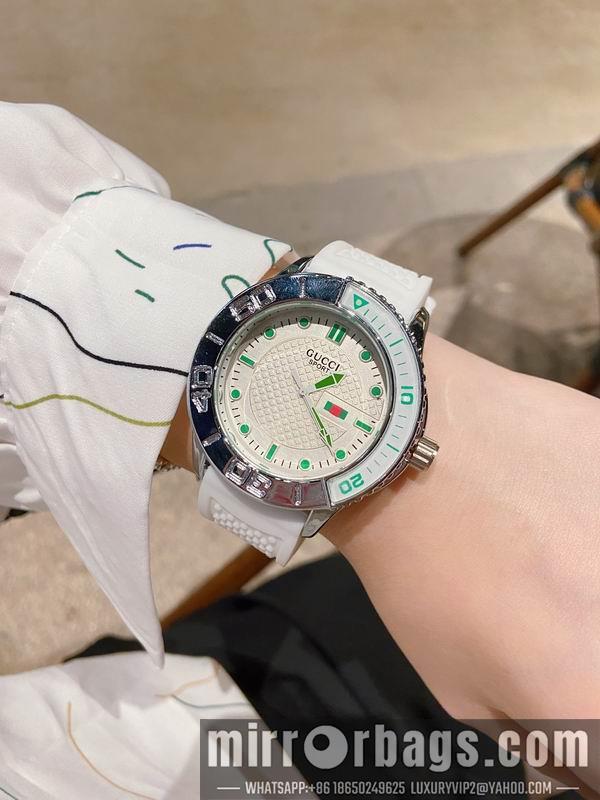 Gucci watch 041421