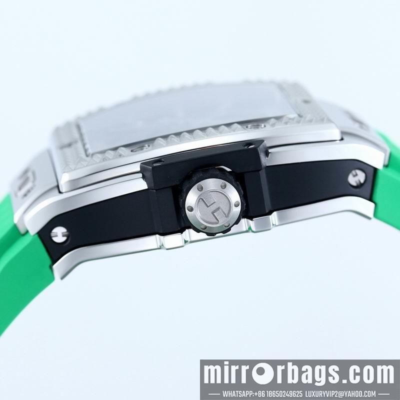 Hublot 42mm 031813