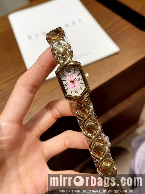Gucci watch 110184