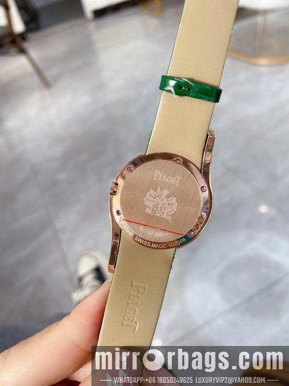 Piaget women 32mm M17