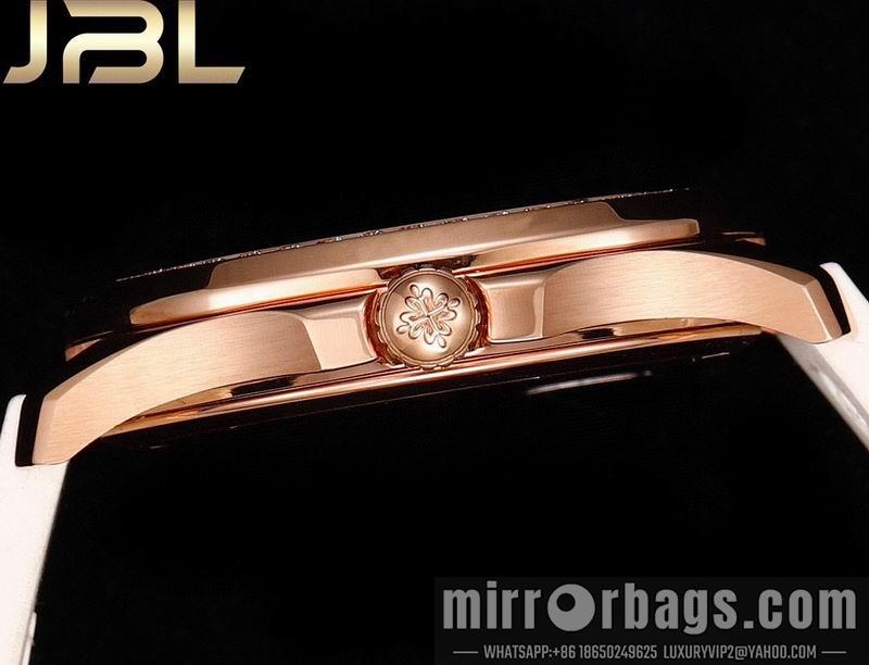 Patek Philippe 35.6mm 022317