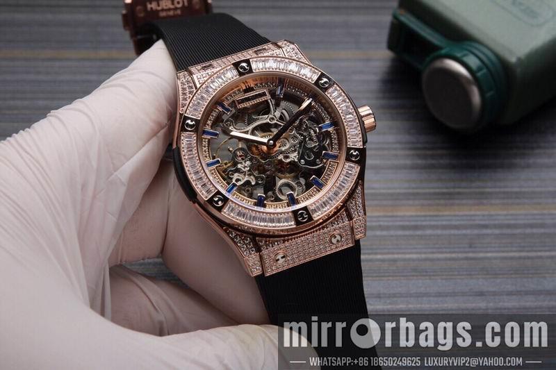 Hublot 45mm 031823