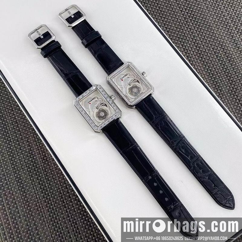 Chanel watch 022482