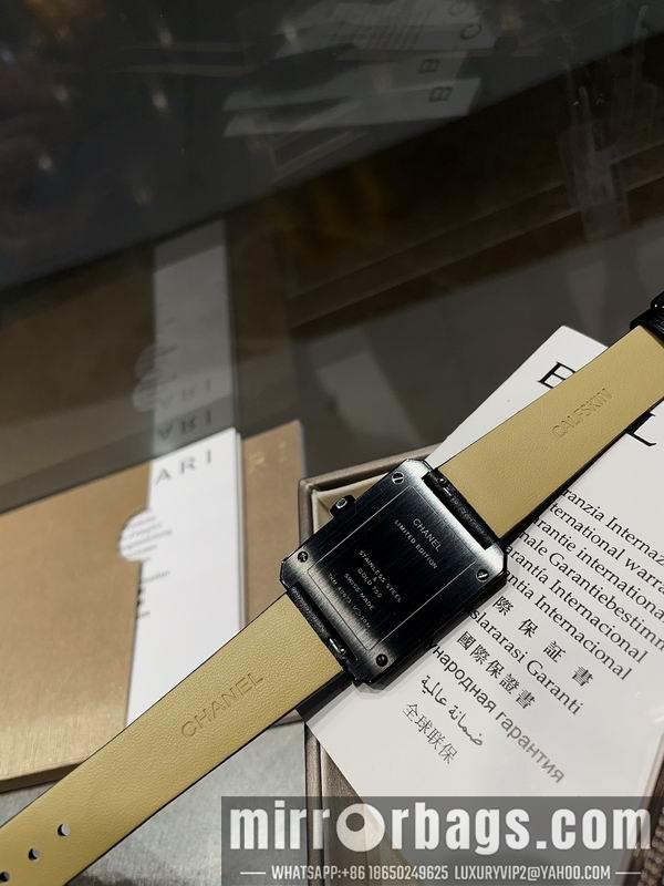 Chanel 34.6X26.7mm 031101