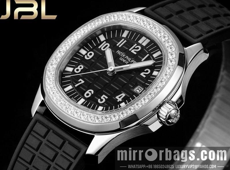 Patek Philippe 35.6mm 022317