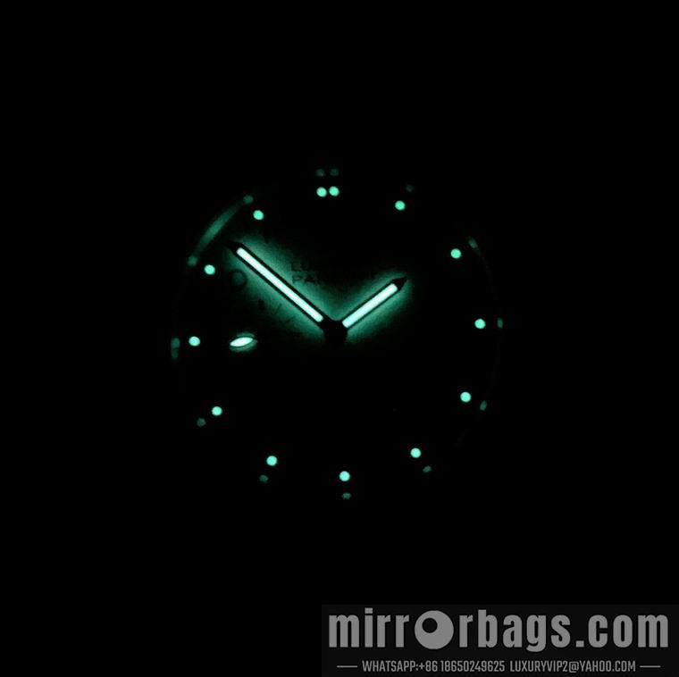 Panerai men 47X5.3mm M05