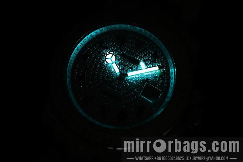 Rolex 42mm 050432