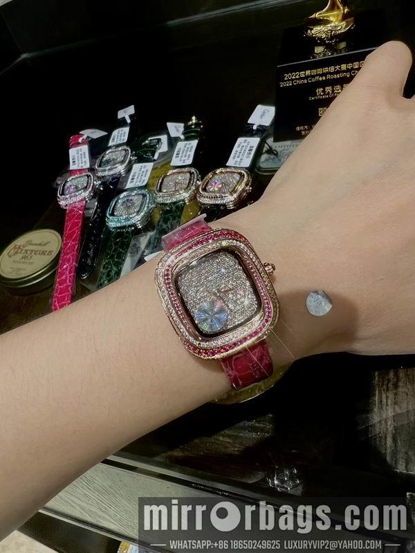 Cartier 30.44X33.78X7.08mm 050761