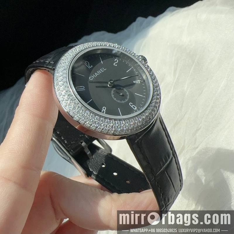 Chanel 33mm 032705