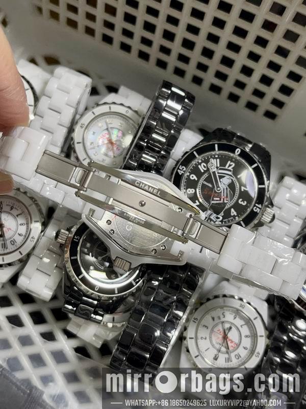 Chanel 33mm 38mm 042709