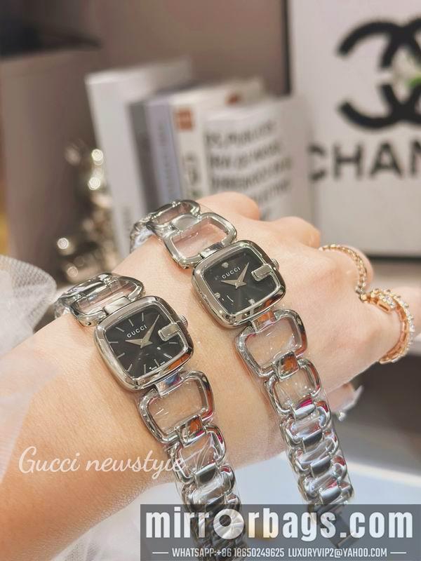 Gucci 24X22.5mm 0416107