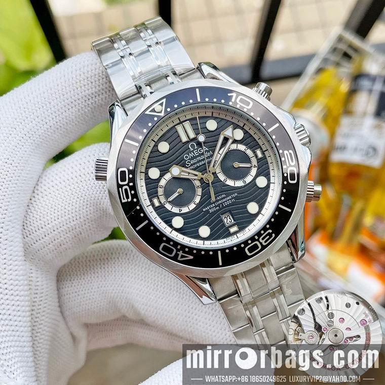 Omega men 44mm M07