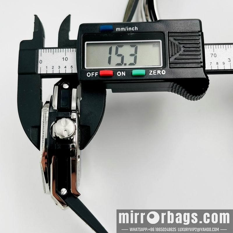 Hublot 42.4X15.3mm 082725