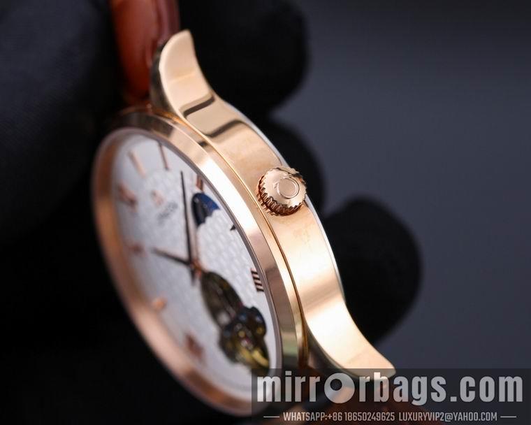 Omega men 42mm M69