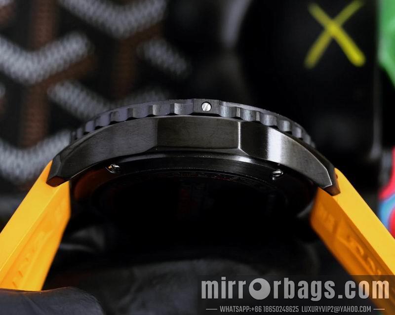 Breitling Watch 44mm 050712