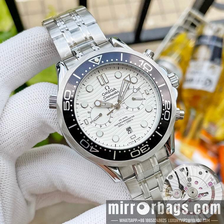 Omega men 44mm M07