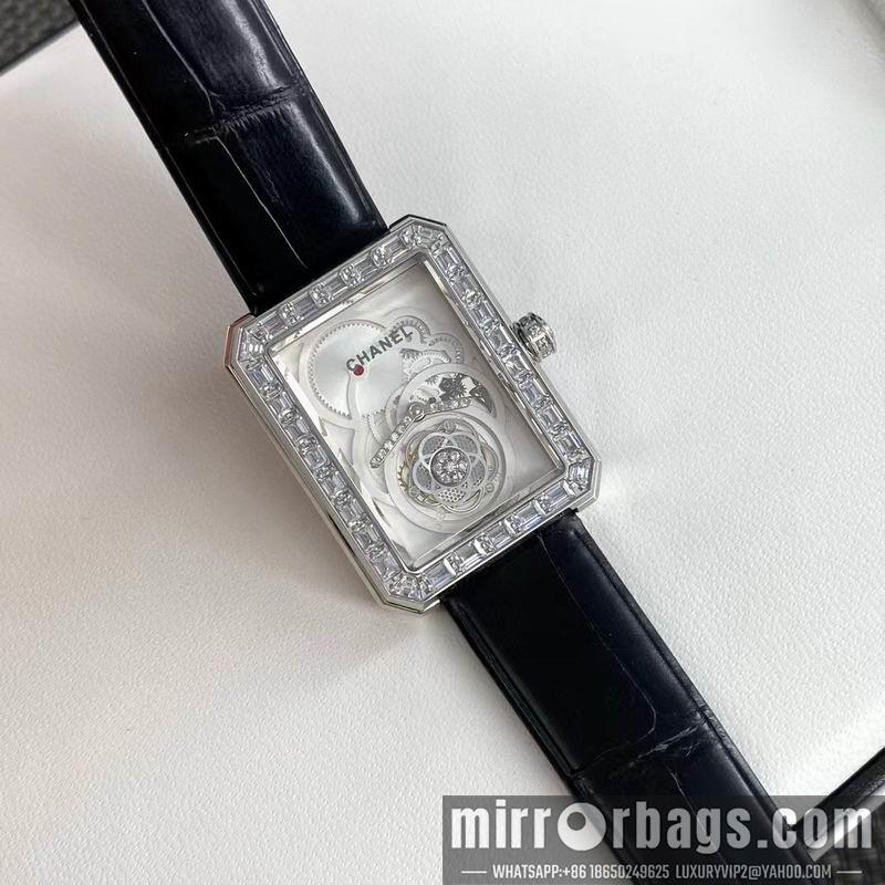 Chanel watch 022482
