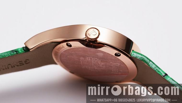 Piaget women 32mm M09