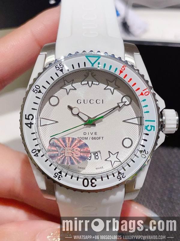Gucci 40mm 102305