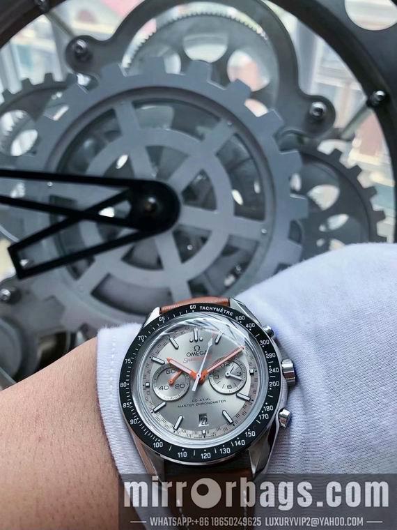 Omega men 42mm M19