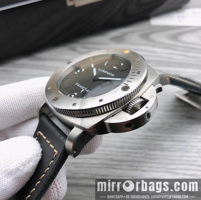 Panerai men 44mm M04
