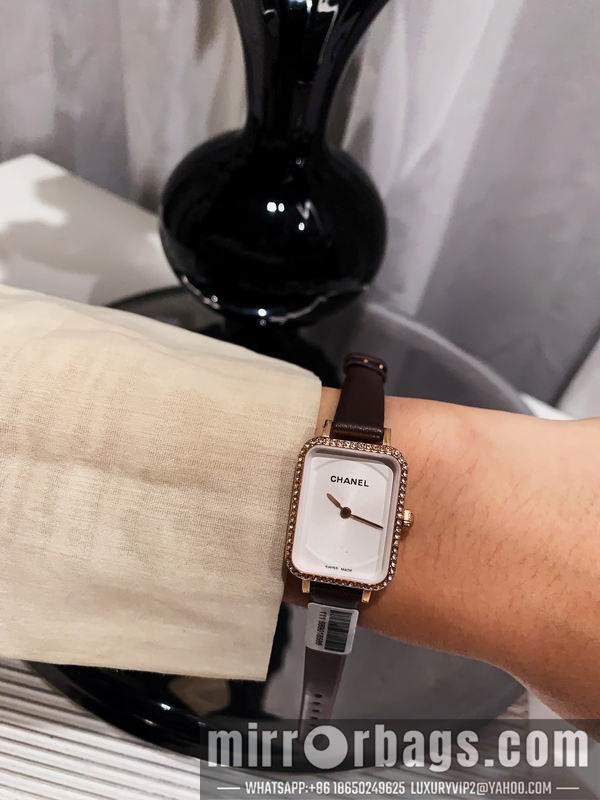 Chanel 20X26mm 102289