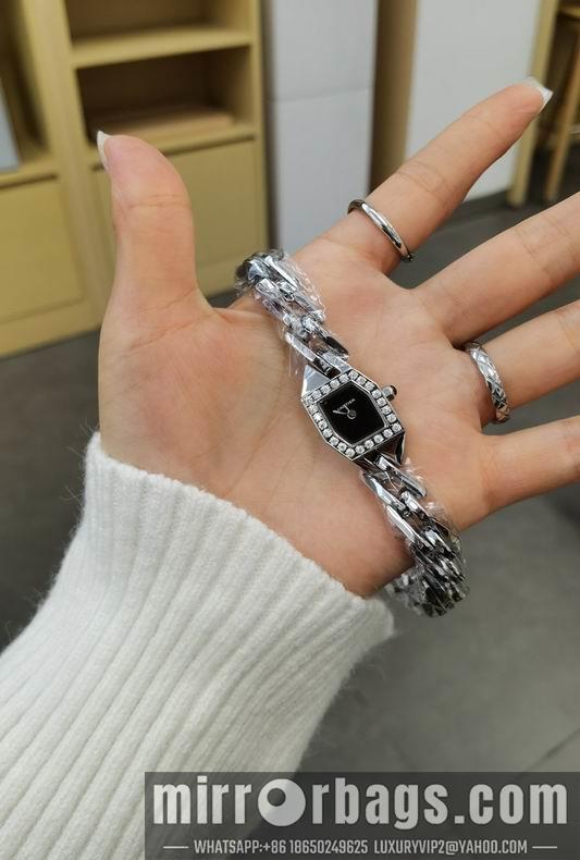 Cartier women 17.5X20.5mm M74