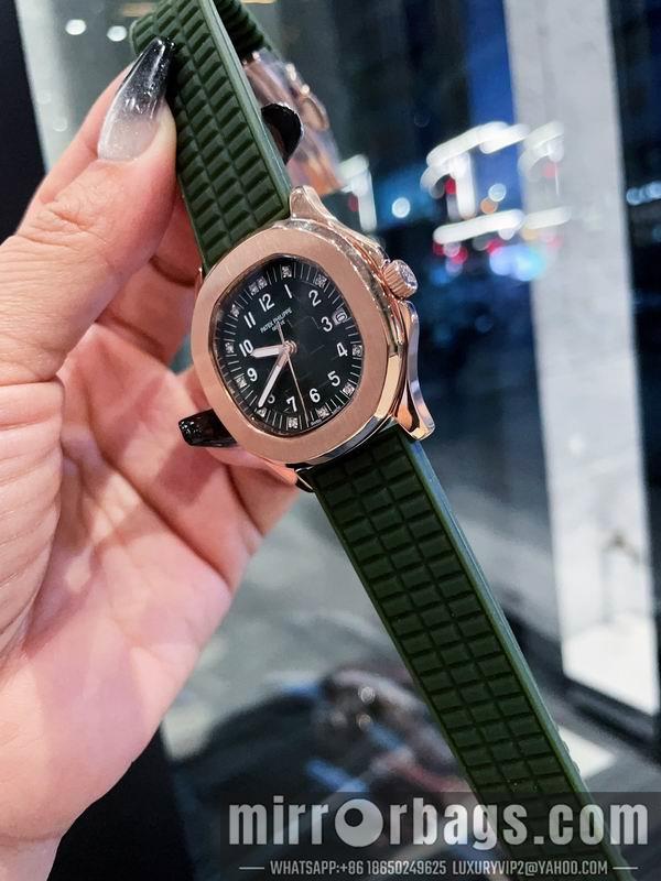 Patek Philippe 35.6mm 102266