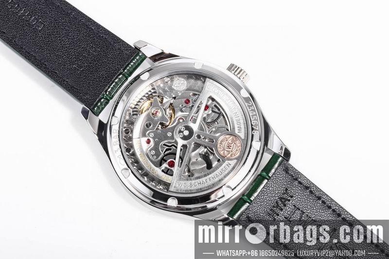 IWC 40.4mm 082946