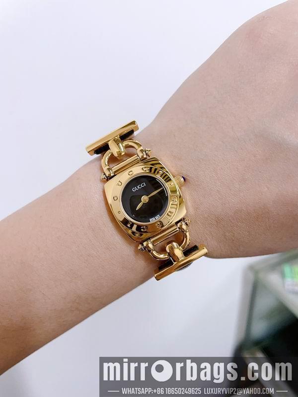 Gucci watch 121878
