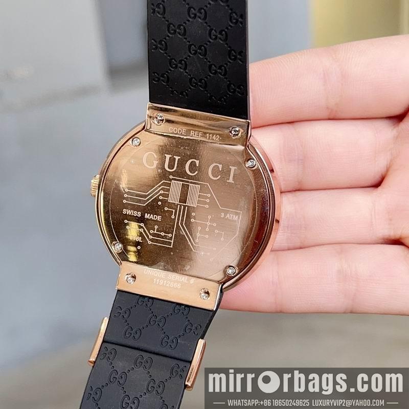 Gucci man42mm woman38mm 032087
